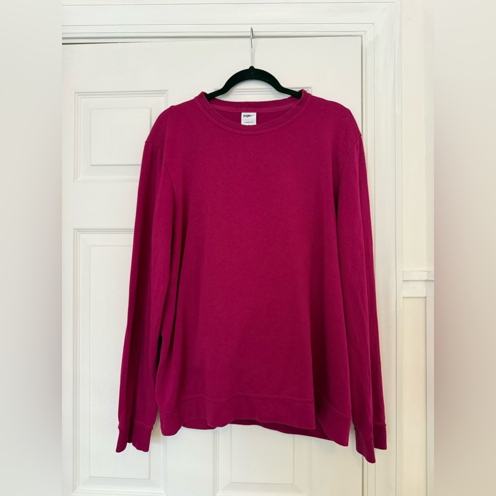 Men’s Nike yoga sweatshirt and jogger pants